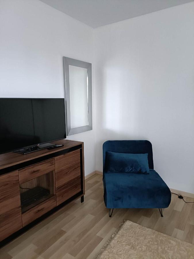 Paderewskiego 1 * Zielonka (Wolomin)